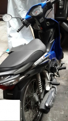 ขาย Honda Wave 110 i ปี57 สตาร์ทมือ เดือนธันวาคม เครื่องดีิเดิมๆ ไม่หลวม ควันไม่ไหล ภายนอกไม่มีรอยล้