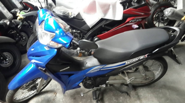ขาย Honda Wave 110 i ปี57 สตาร์ทมือ เดือนธันวาคม เครื่องดีิเดิมๆ ไม่หลวม ควันไม่ไหล ภายนอกไม่มีรอยล้