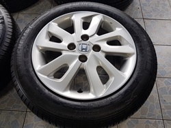 ขายล้อ Honda ขอบ15 พร้อมยาง175/65/15 ปี 15 MICHERLIN XM1 ปี15 ขายล้อ Honda ขอบ15 พร้อมยาง175/65/15 ปี 15 MICHERLIN XM1 ปี15