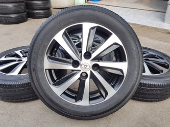 ขายล้อTOYOTA New VIOS (หน้าเงาดำ) ยาง185/60/15 ปี 14 (4 ล้อ)