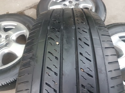 ขายล้อTOYOTA VIGO Smart 16 พร้อมยาง 215/65/16 ปี15