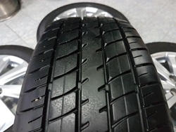 ขายล้อTOYOTA New VIOS  ยาง185/60/15 ปี 16 (4 ล้อ)