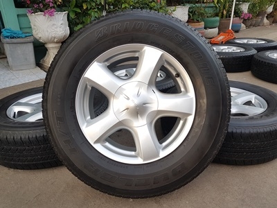 ขายล้อแม็ก Isuzu D-MAX All New V-Cross พร้อมยาง 265/65/17 ปี 14 ราคา 7500 ขายล้อแม็ก Isuzu D-MAX All New V-Cross พร้อมยาง 265/65/17 ปี 14 ราคา 7500