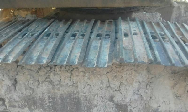 ขาย 395,000 KONATSU pc 200-5 เครื่องดี ปั้มแรง เอวมีขยับ ช่วงล่างดี ไฟฟ้าตัด เอกสารหนังสือสัญญาซื้อขาย รถอยู่ ศรีสะเกษ 090-772-3710 090-772-3708