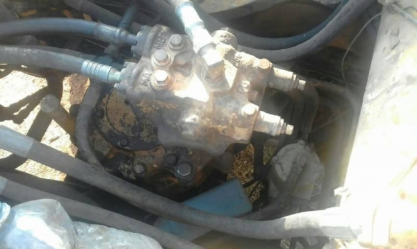 ขาย 395,000 KONATSU pc 200-5 เครื่องดี ปั้มแรง เอวมีขยับ ช่วงล่างดี ไฟฟ้าตัด เอกสารหนังสือสัญญาซื้อขาย รถอยู่ ศรีสะเกษ 090-772-3710 090-772-3708