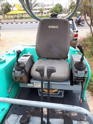 ขายรถแบคโฮ KOBELCO SK025 ปั๊มนิ้ว ราคา 210000