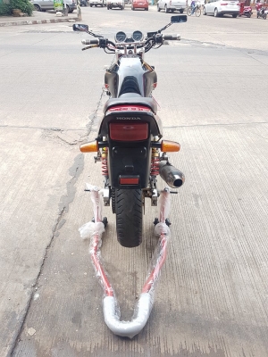 ขายแลกเทรินร์คับ HONDA CB400 เวอร์ชั่นS ปี97 สีสวยแฮนด์แต่ง ท่อแต่งฟลู อินวอยส์ สรรพสามิตร ราคา 5750