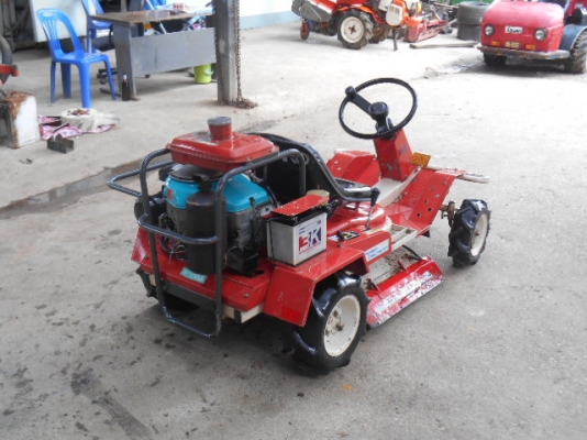 รถตัดหญ้า SATO SRM820VH 14 แรง พร้อมใช้งาน รถตัดหญ้า SATO SRM820VH 14 แรง พร้อมใช้งาน