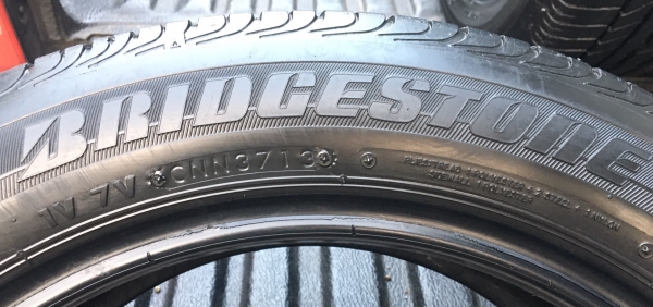 ยาง Bridgestone 185-55-16 ปลายปี 13 ยาง Bridgestone 185-55-16 ปลายปี 13