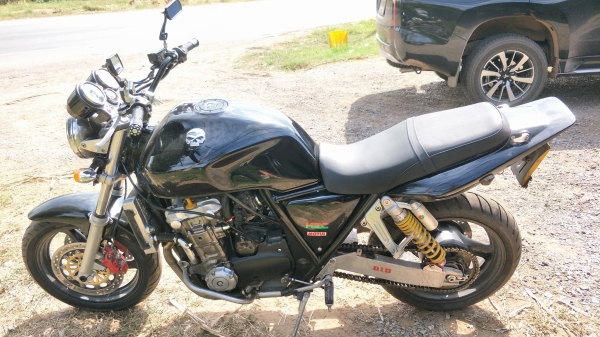 ขายครับ. Cb1000 big1 ทะเบียนแท้