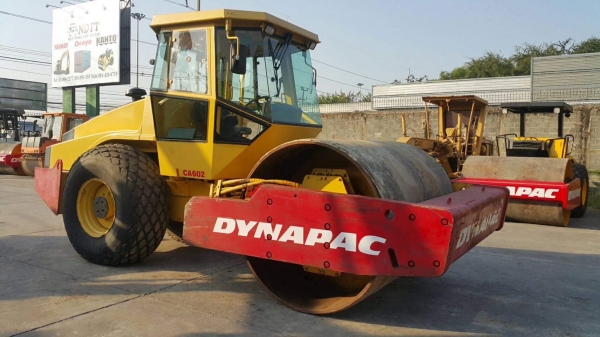 รถบด CA602D DYNAPAC รถบด CA602D DYNAPAC