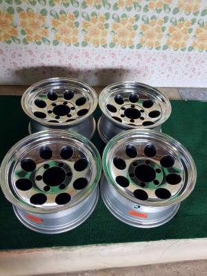 ขายล้อ MICKEY THOMPSON แท้ ขอบ 16
