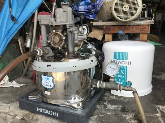 ขายปั้มน้ำอัตโนมัติ Hitachi 150W ใส่ถังสแตนเลสของใหม่ ตรวจเช็คแรงดันเรียบร้อย ไม่มีรั่วซึม พร้อมใช้งาน