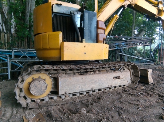 ขายแบคโฮ KOMATSU pc12UU-2