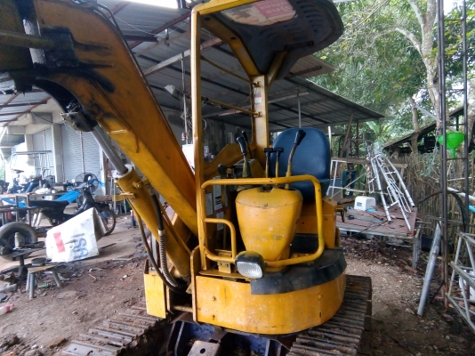 ขายแบคโฮ KOMATSU pc12UU-2
