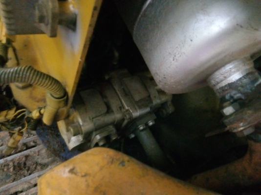 ขายแบคโฮ KOMATSU pc12UU-2