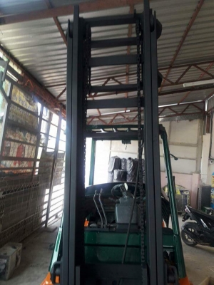 ขายรถยกโฟร์คลิฟท์ยี่ห้อToyota7FD-30 ดีเซล เสาสูง4เมตร เกียร์ออโต้ ขายรถยกโฟร์คลิฟท์ยี่ห้อToyota7FD-30 ดีเซล เสาสูง4เมตร เกียร์ออโต้