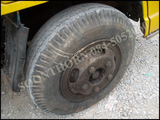 ขายด่วน รถบรรทุก 6 ล้อ ISUZU พร้อมเครน TADANO 2.5 ตัน 3 ปลอก พร้อมใช้งาน ราคาสุดคุ้ม