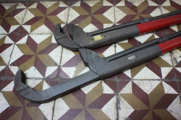 ประแจคอม้า SANDVIK BAHCO 147 สวีเดนแท้ๆ ประแจคอม้า SANDVIK BAHCO 147 สวีเดนแท้ๆ