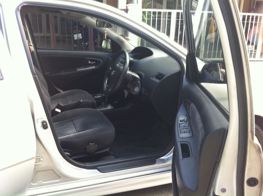 VIOS 1.5 S (ABS +AIRBAG) ปี 2004 เกียร์ออโต้รถบ้านเจ้าของขายเอง(มีรถหลายคันไม่มีที่จอด)