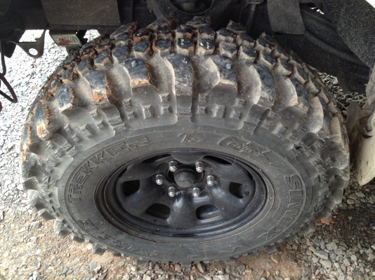 ขายยาง simex 32''พร้อม กะทะ 6 รู สภาพ ดีมาก ปี 2011  ขอบ 15  4 เส้น 15000 สนใจติดต่อ 0894932838