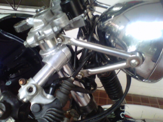 ***ขาย SR400 Cafe ประกอบใหม่แท้ทั้งคัน อินวอยออกชื่อ เครื่องแน่นเปี้ย ราคา 56000 ohm คอนหวัน***