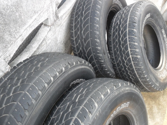 ยาง YOKOHAMA 31*10.50R15 สวยๆ 4 เส้น ยาง YOKOHAMA 31*10.50R15 สวยๆ 4 เส้น