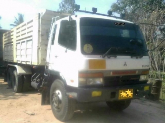 MITSUBISHI FUSO M5 - 240 HP EURO2 ปี 49 เดือนกันยายน สิบล้อดั๊มพ์ 2 เพลา มีระบบลากพ่วงครบพร้อมใช้งาน กระบะดั๊มพ์เหล็ก 12 ตันของ KAC โคราช สภาพดีทรงสวย เครื่องแน่นแรงดีมาก ภายในเก๋งคอนโซลสวยจัดครบพร้อม เครื่องเสียง แอร์ พ.เพาเวอร์ ก.ไฟฟ้า เบรคทริ๊ปฟี้ ช่วง