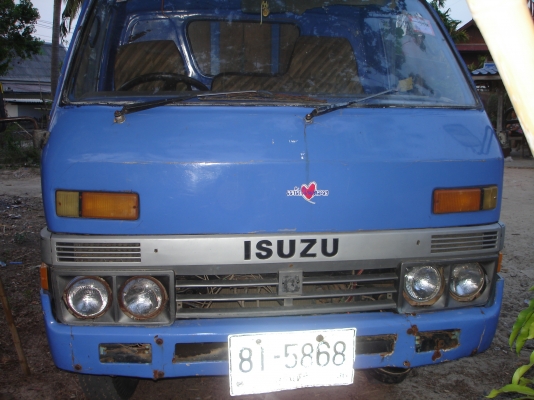 ขายรถ 4 ล้อ ISUZU  TL