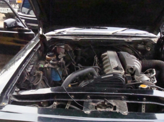 โตโยต้า คราวน์ปลากะโฮ้ เครื่องดีเซลRD28 สภาพดีมากขับขี่ดี โตโยต้า คราวน์ปลากะโฮ้ เครื่องดีเซลRD28 สภาพดีมากขับขี่ดี