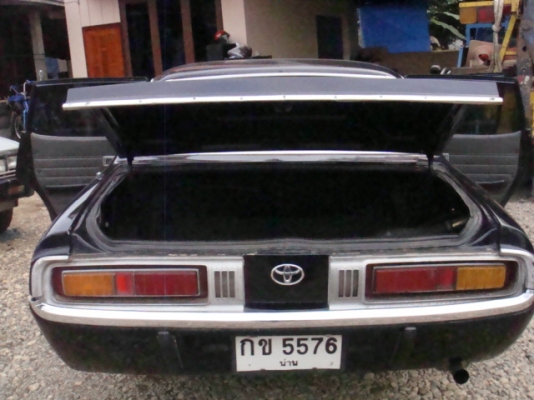 โตโยต้า คราวน์ปลากะโฮ้ เครื่องดีเซลRD28 สภาพดีมากขับขี่ดี โตโยต้า คราวน์ปลากะโฮ้ เครื่องดีเซลRD28 สภาพดีมากขับขี่ดี