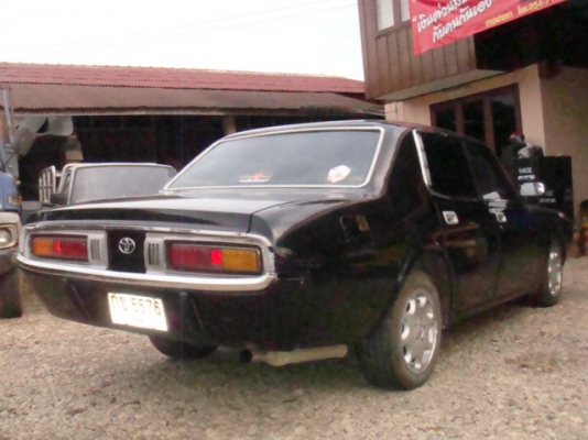 โตโยต้า คราวน์ปลากะโฮ้ เครื่องดีเซลRD28 สภาพดีมากขับขี่ดี โตโยต้า คราวน์ปลากะโฮ้ เครื่องดีเซลRD28 สภาพดีมากขับขี่ดี