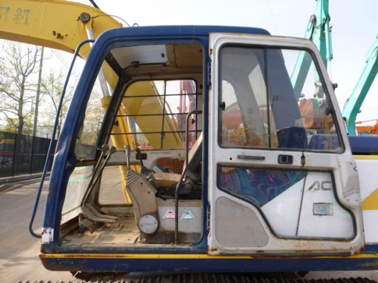 รถเก่านอก sk-120-1 สนใจโทร 082-7211671 อี๊ด สองห้อง