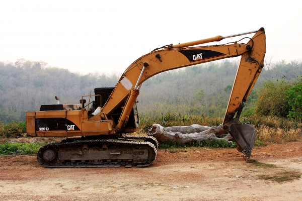 ต้องการขายแบคโฮ CAT รุ่น E200b