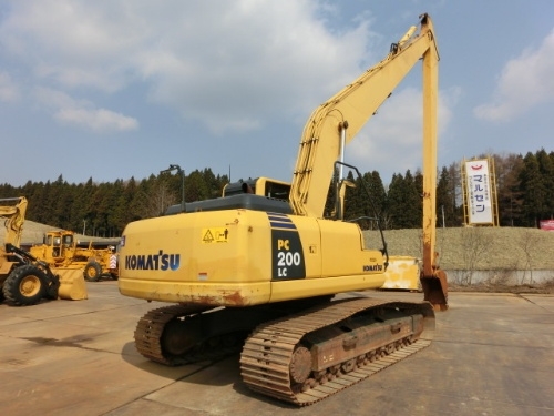 Komatsu PC 200LC-8 2006 YR 3002 HR From japan Komatsu PC 200LC-8 2006 YR 3002 HR From japan