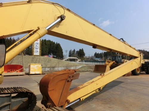 Komatsu PC 200LC-8 2006 YR 3002 HR From japan Komatsu PC 200LC-8 2006 YR 3002 HR From japan
