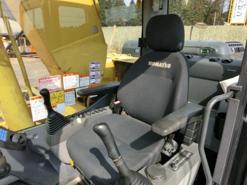 Komatsu PC 200LC-8 2006 YR 3002 HR From japan Komatsu PC 200LC-8 2006 YR 3002 HR From japan