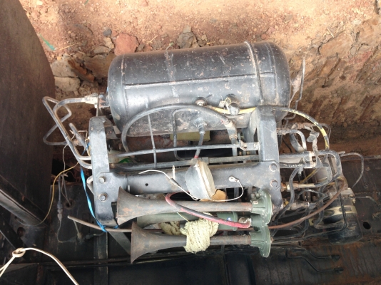 ขายรถบรรทุก ISUZU ROCKY 210 ลูกพ่วง3เพลา ขายรถบรรทุก ISUZU ROCKY 210 ลูกพ่วง3เพลา