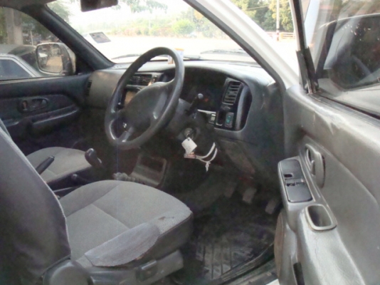 สตราด้า โฟว์วีล ปี41 ภาษีเต็ม เอกสารพร้อมโอนรถอยู่จังหวัดน่าน