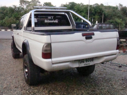 สตราด้า โฟว์วีล ปี41 ภาษีเต็ม เอกสารพร้อมโอนรถอยู่จังหวัดน่าน