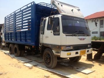 ขายรถบรรทุก 10 ล้อ 1 เพลา HINO FN 176 เครื่องเกียร์เป็นของ F18 178 แรงม้า