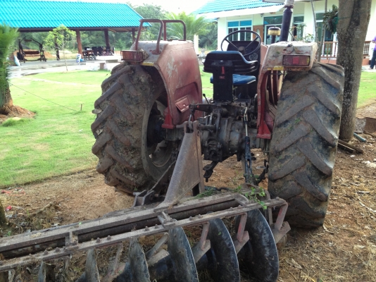 ขายรถไถ MASSEY FERGUSON 275-2W