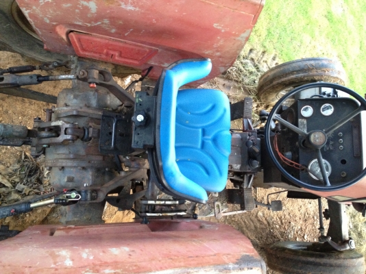 ขายรถไถ MASSEY FERGUSON 275-2W