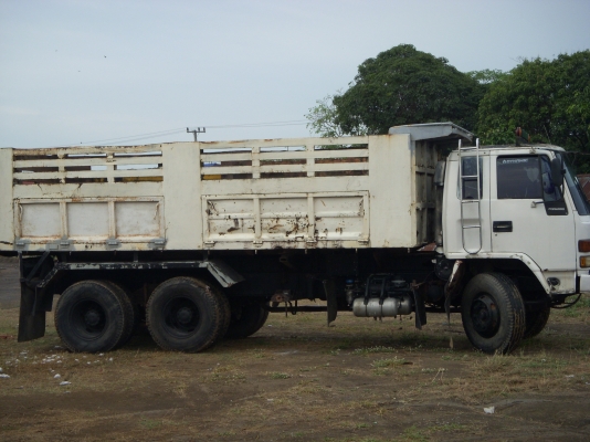 10ล้อ2เพลาดั้ม  ISUZU 210HP เกียร์ฟูเลอร์