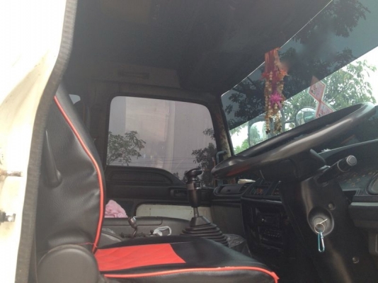 รถอิซูซุ 10 ล้อดั๊ม 240 แรงม้า  ( หัวขาวตัวสุดท้าย ) ( ขายเฉพาะแม่ ) สนใจติดต่อ 081 - 6079515