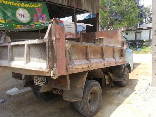 ขายรถISUZU NKR 88 แรง ดั้มเล็กรถบ้านแท้
