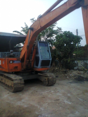 ขายแบคโฮ HITASHI รุ่น1 เครื่อง ISUZU 165