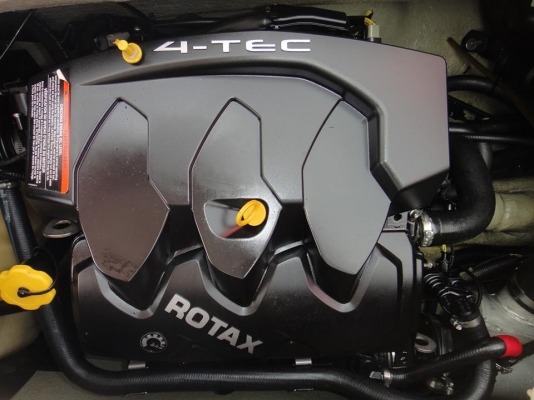 ขายถูกมาก seadoo gti 1500cc เครื่อง4จังหวะ  เรือศูนย์ ปี2009  107ชม ขาย18500 สภาพสวย