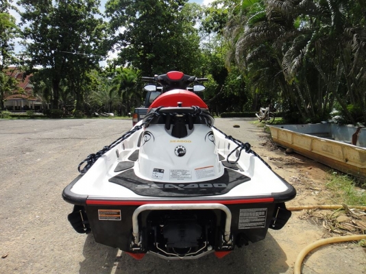 ขายถูกมาก seadoo gti 1500cc เครื่อง4จังหวะ  เรือศูนย์ ปี2009  107ชม ขาย18500 สภาพสวย