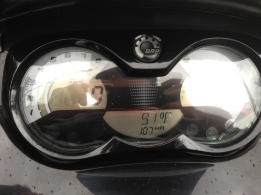 ขายถูกมาก seadoo gti 1500cc เครื่อง4จังหวะ  เรือศูนย์ ปี2009  107ชม ขาย18500 สภาพสวย